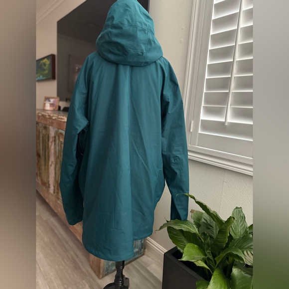 LIKE NEW Patagonia Men's Teal Jacket - Size XXL - Picture 5 of 9